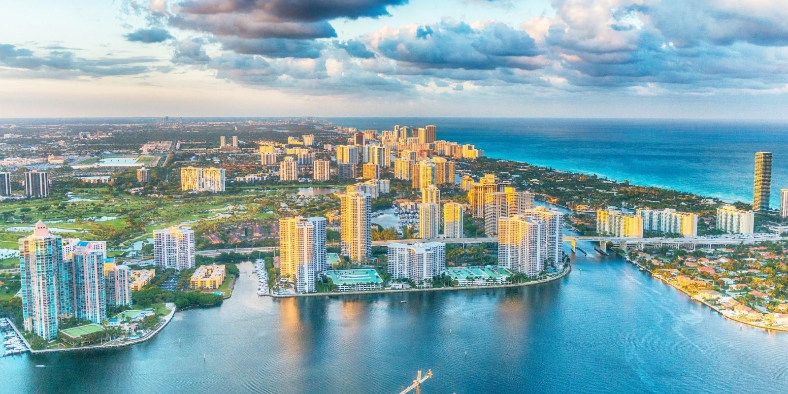 Comprar propiedades en La Florida: consideraciones para inversores internacionales