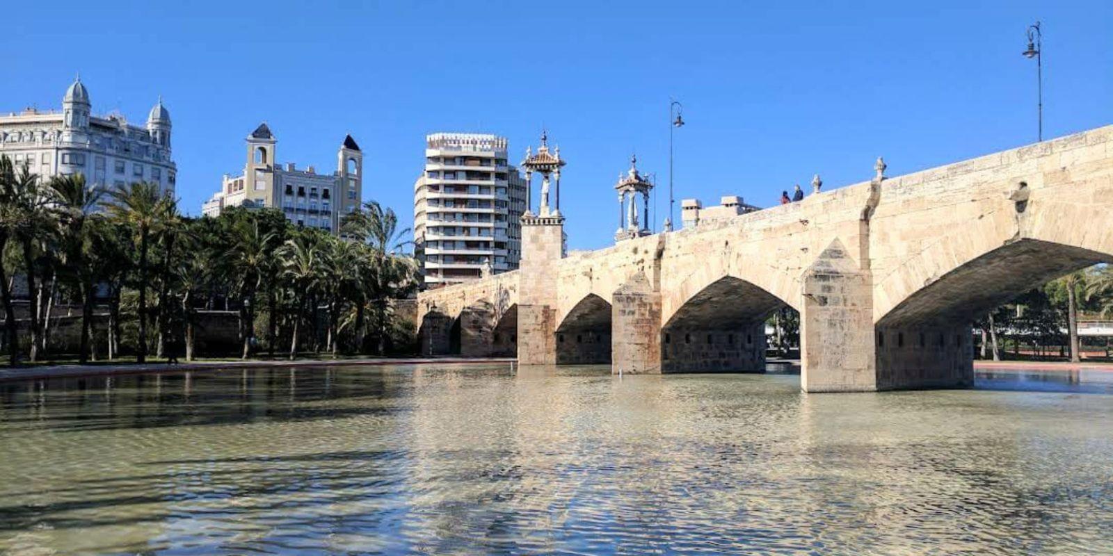 Baños públicos en los Parques de Valencia: Comodidad y Accesibilidad para todos